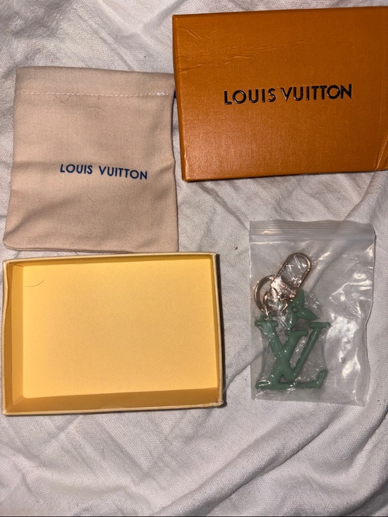 Louis Vuitton Accessories - NEW AUTHENTIC FULL INCLUSION Louis Vuitton Green LV Keychain with Box and Pouch